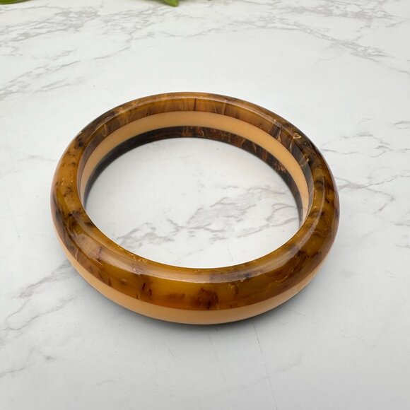 Art Deco Layered Bakelite Bangle Marbled Brown, Yellow and Banana Brown Tested - Picture 7 of 7